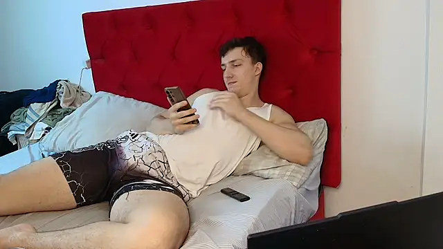 NicoDavisHere online show from 3, 7, 2026