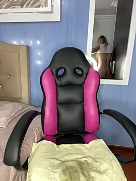 Miss Erika  online show from 29, 12, 2024