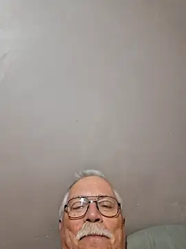 NawtyB1965 online show from 10, 4, 2026
