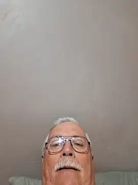 NawtyB1965 online show from 8, 4, 2026