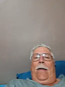 NawtyB1965 online show from 10, 10, 2025