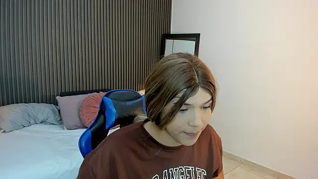 Axel brunette1 online show from 4, 5, 2026