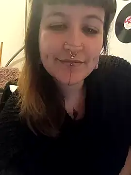 Snapshot of SweetPivoinee chatting on 2, 12, 2024 SweetPivoinee online show from 2, 12, 2024