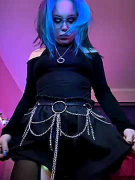 MaddisonHaas online show from 1, 10, 2025