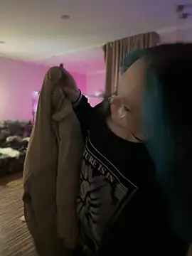 MaddisonHaas online show from 18, 3, 2025