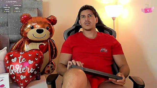 Snapshot of victor_vixen chatting on 20, 9, 2025 victor vixen online show from 20, 9, 2025