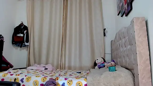 Snapshot of Samary_thomas chatting on 12, 2, 2025 Samary thomas online show from 12, 2, 2025