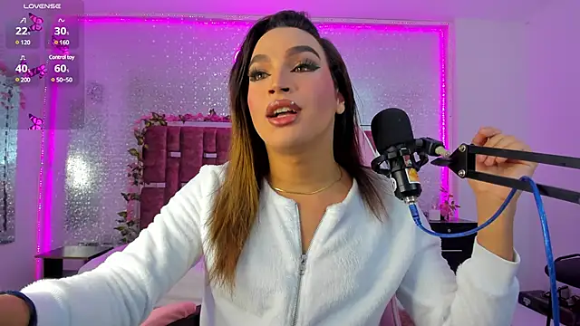 KylieVictoria online show from 19, 3, 2025