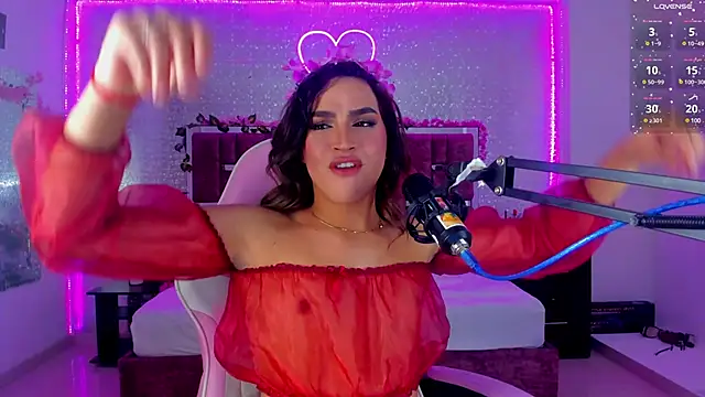 KylieVictoria online show from 7, 3, 2025