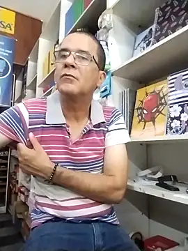 Snapshot of barboza991 chatting on 17, 10, 2025 barboza991 online show from 17, 10, 2025