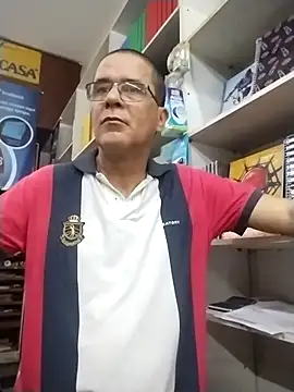 Snapshot of barboza991 chatting on 13, 10, 2025 barboza991 online show from 13, 10, 2025