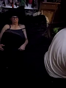 alienbunny online show from 18, 1, 2025