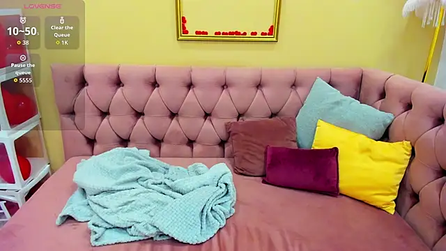 Snapshot of KetrinWhite chatting on 28, 2, 2026 KetrinWhite online show from 28, 2, 2026