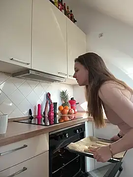 Izzy Inked online show from 21, 3, 2025