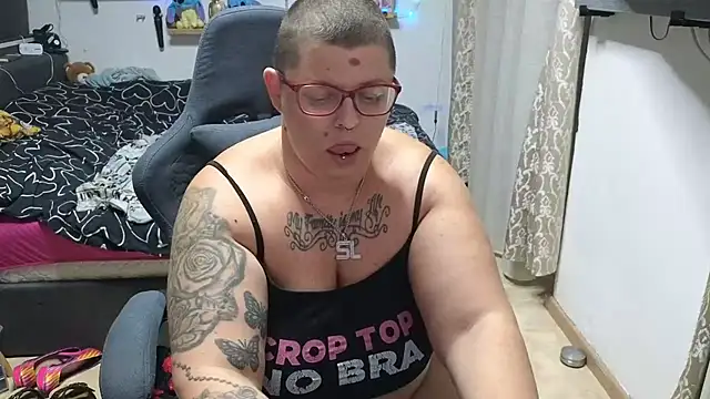 Snapshot of SunshineLexi chatting on 26, 9, 2025 SunshineLexi online show from 26, 9, 2025