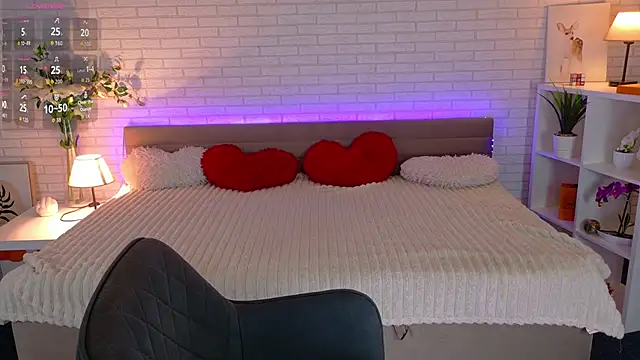 NovaBlissss online show from 26, 3, 2026