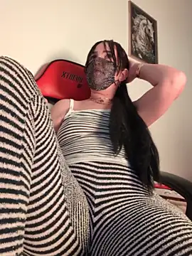 Lina lolo online show from 14, 12, 2025