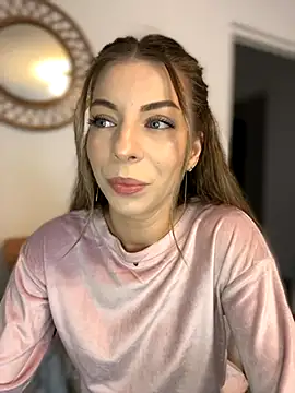 Mia Ethan online show from 7, 11, 2025