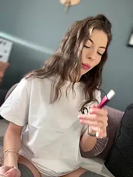 Mia Ethan online show from 20, 3, 2025