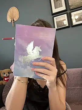 Mia Ethan online show from 18, 3, 2025