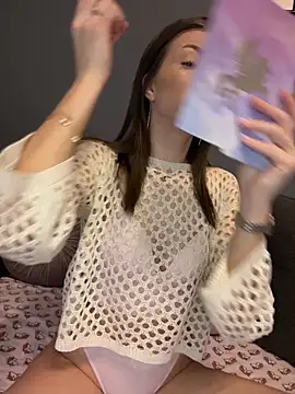 Mia Ethan online show from 19, 3, 2025