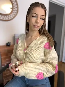 Mia Ethan online show from 2, 10, 2025