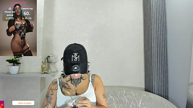 Snapshot of Alahia_Dangelo chatting on 14, 6, 2026 Alahia Dangelo online show from 14, 6, 2026