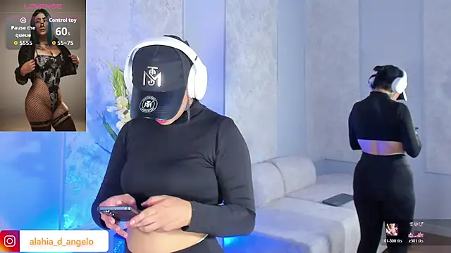 Snapshot of Alahia_Dangelo chatting on 3, 7, 2026 Alahia Dangelo online show from 3, 7, 2026