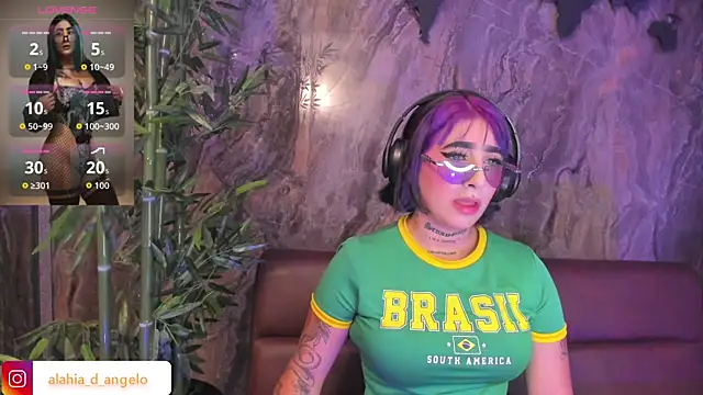 Alahia Dangelo online show from 22, 11, 2025