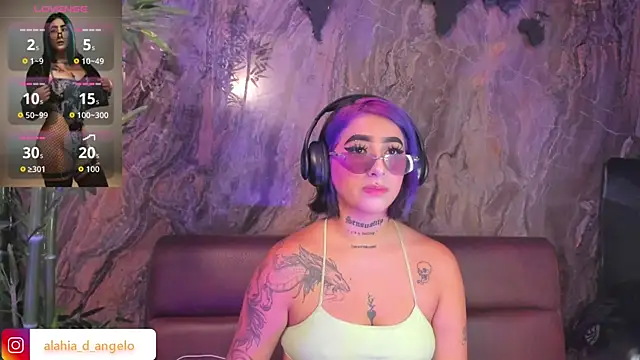 Alahia Dangelo online show from 29, 11, 2025