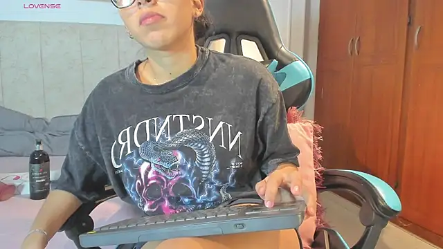  maria foxx  online show from 27, 4, 2026