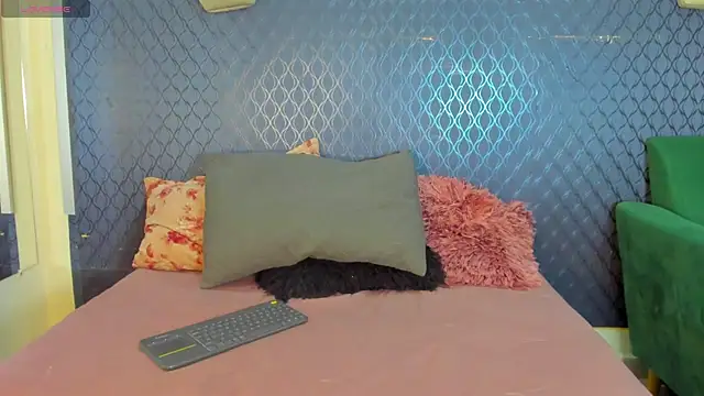 Snapshot of _maria_foxx_ chatting on 20, 11, 2025 maria foxx online show from 20, 11, 2025