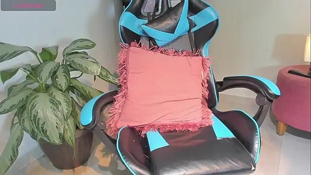  maria foxx  online show from 20, 5, 2026