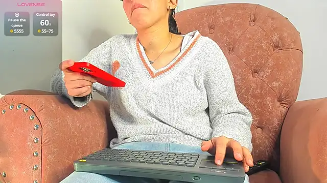 Snapshot of _maria_foxx_ chatting on 12, 3, 2025 maria foxx online show from 12, 3, 2025