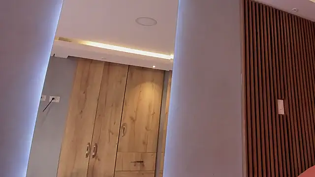 Eilin clio online show from 11, 3, 2025