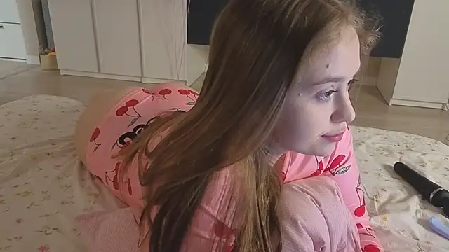 endlesssoffi online show from 13, 2, 2026