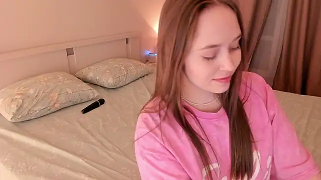 endlesssoffi online show from 15, 3, 2025