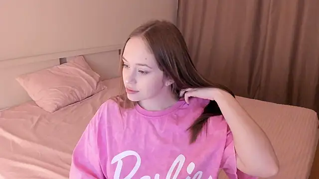 endlesssoffi online show from 3, 1, 2025