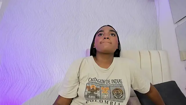 kayna gomez online show from 11, 11, 2025