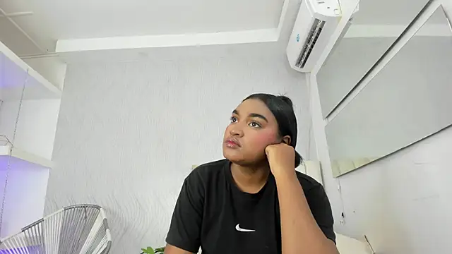 kayna gomez online show from 31, 10, 2025