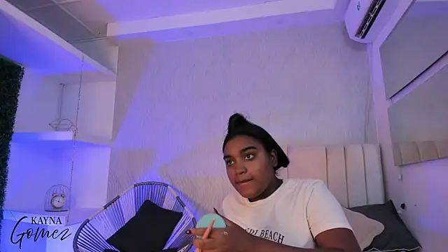 kayna gomez online show from 25, 10, 2025