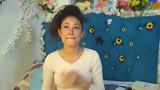 Milkdulce1 online show from 20, 5, 2026