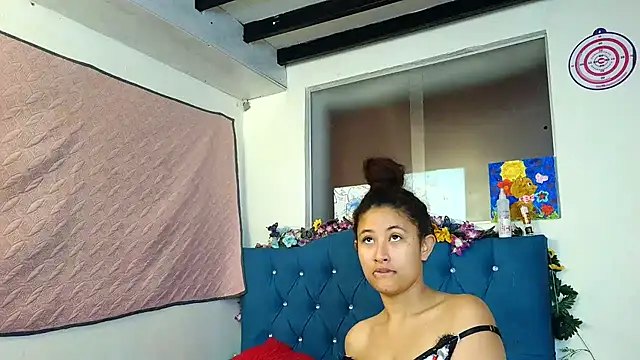 Milkdulce1 online show from 29, 3, 2026