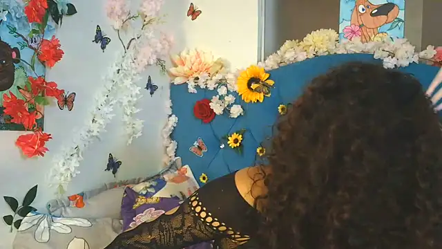Snapshot of Milkdulce1 chatting on 9, 6, 2026 Milkdulce1 online show from 9, 6, 2026