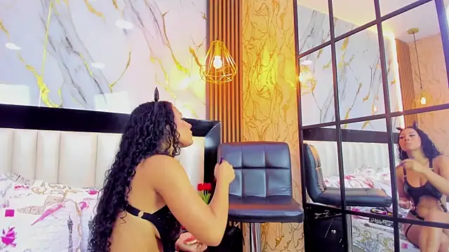 SofiaLaurents online show from 5, 3, 2025