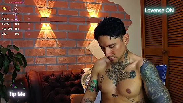 Dylanstonne online show from 4, 11, 2025