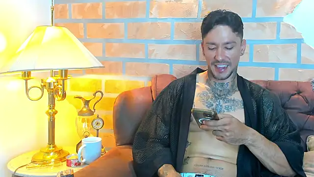 Dylanstonne online show from 30, 1, 2025