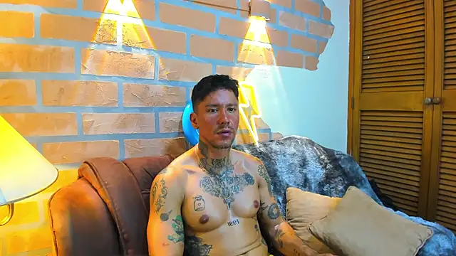 Dylanstonne online show from 11, 3, 2025