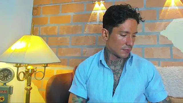 Dylanstonne online show from 4, 3, 2025