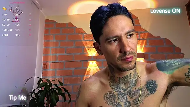 Dylanstonne online show from 8, 11, 2025